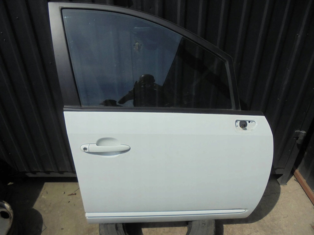 фото №1, Дверь правое перед kia carens ii 2007 1d