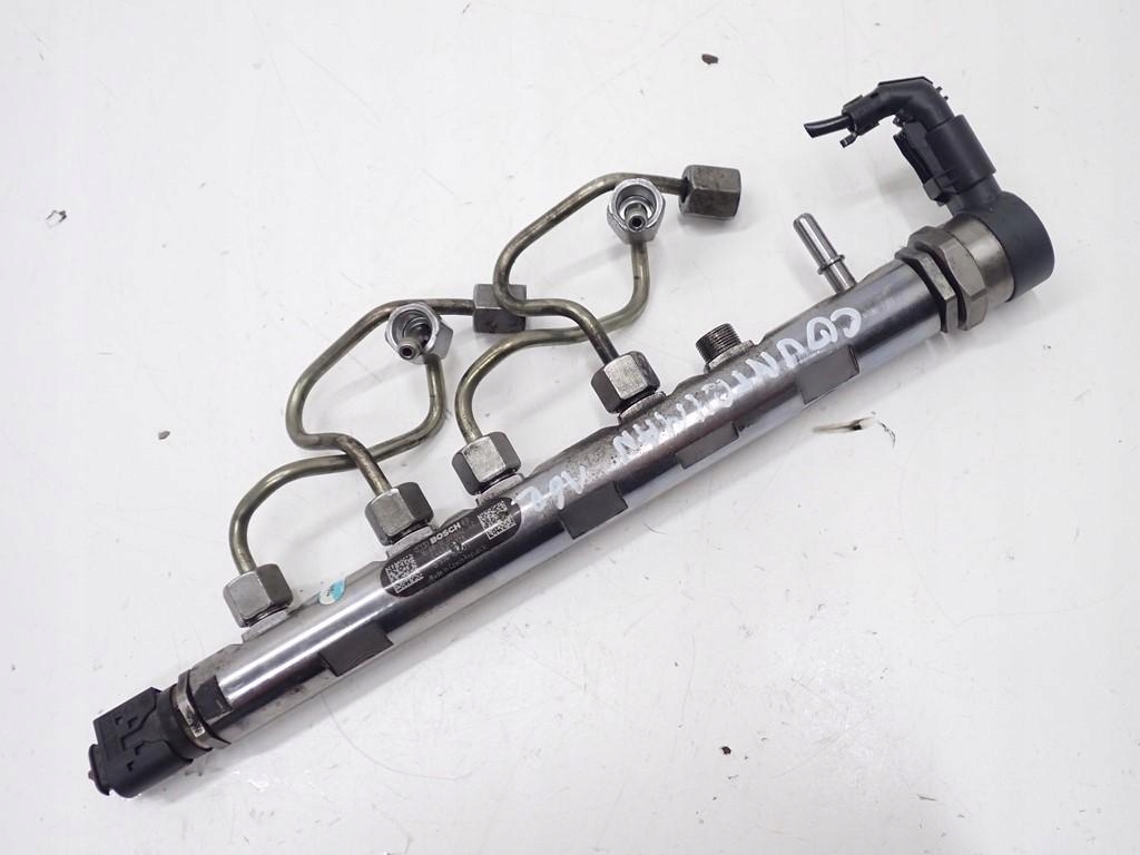 фото №1, Молдинг упорскування датчик 0281002949 mini countryman r60 r61 1.6d n47 16r