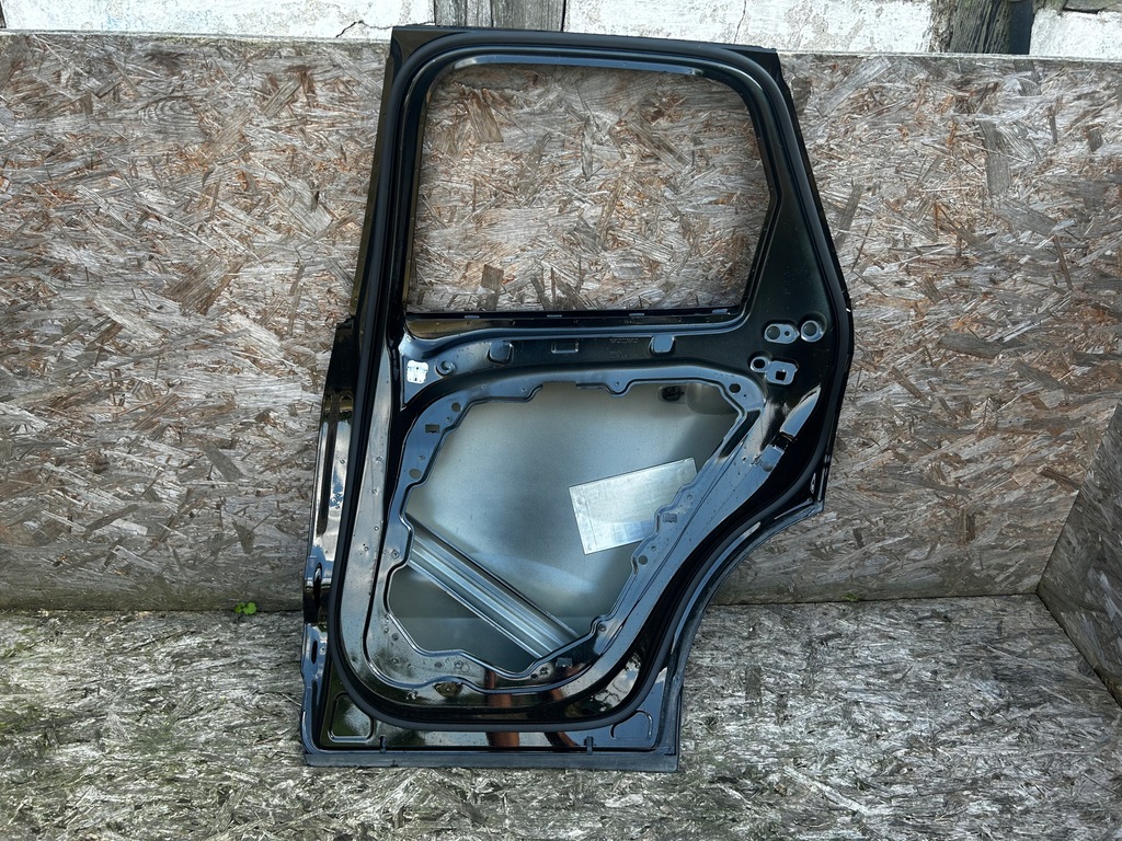 фото №10, Volvo xc60 ii дверь правое задняя задние чёрные