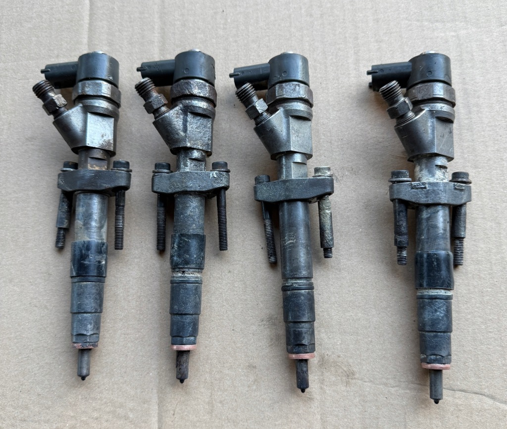 фото №1, Форсунка renault movano trafic master 2.5 dci 0445110265