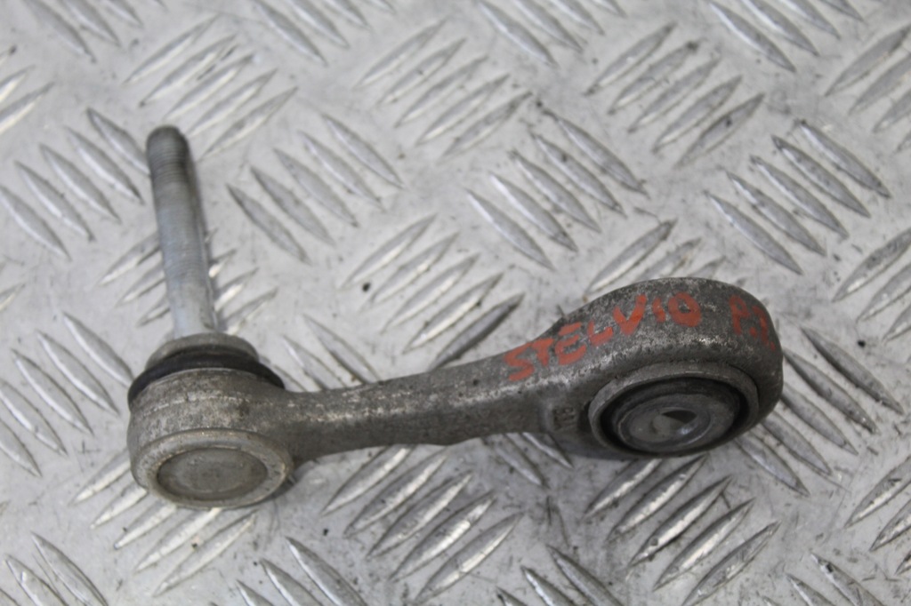 фото №1, Рычаг правый задняя stelvio