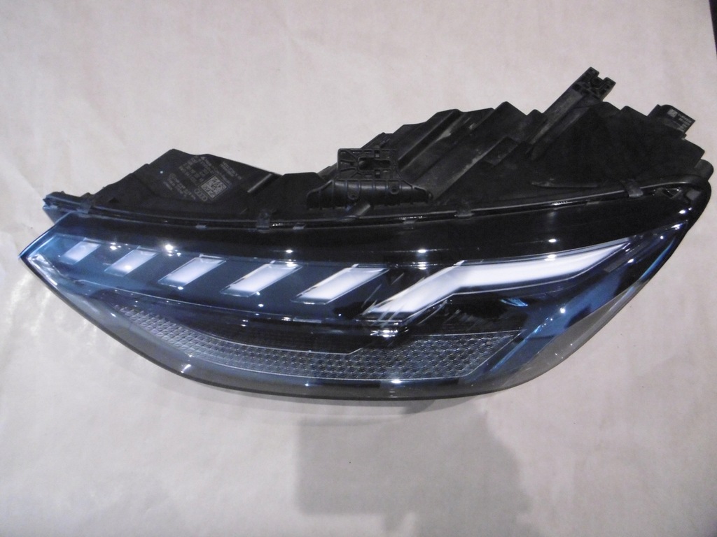 фото №14, Audi a4 b9 rs4 lift лампа фара full led matrix левый europa 8w0941035j