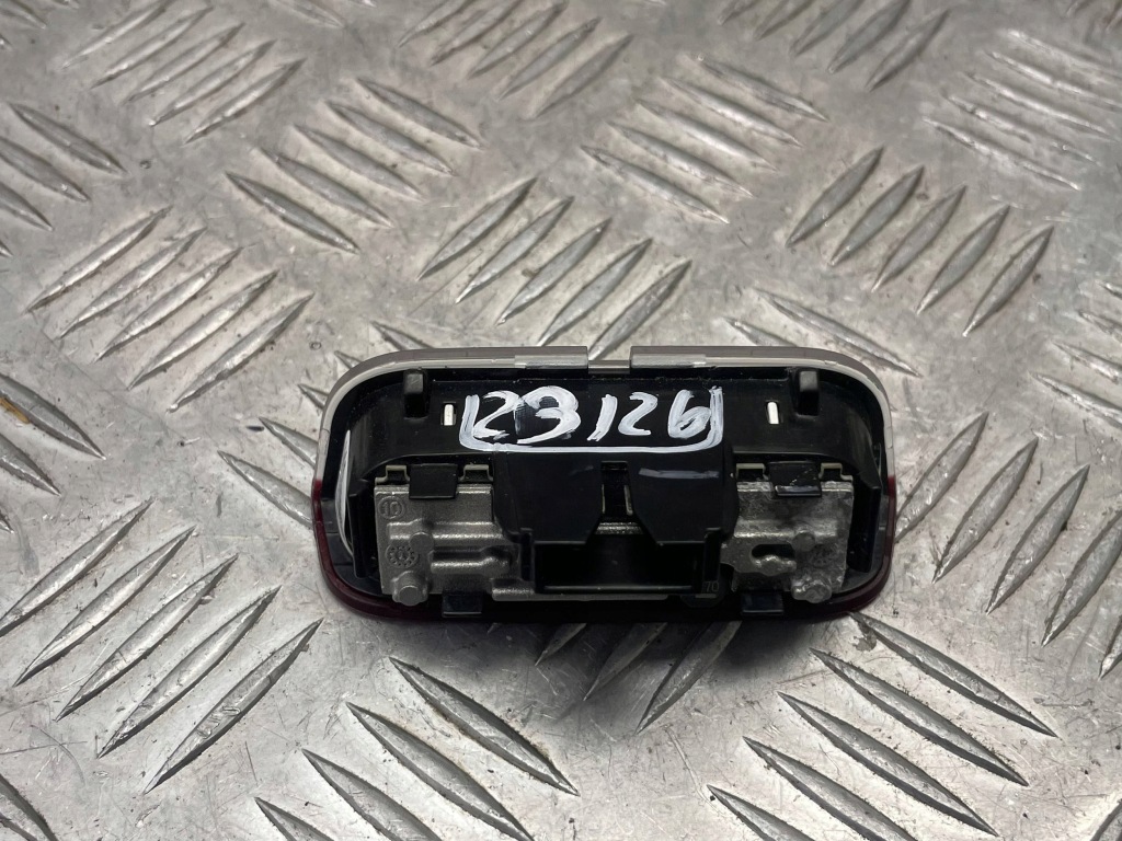 Porsche оригінальний номер 9y0947577b taycan лампа освітлення двері Недорого