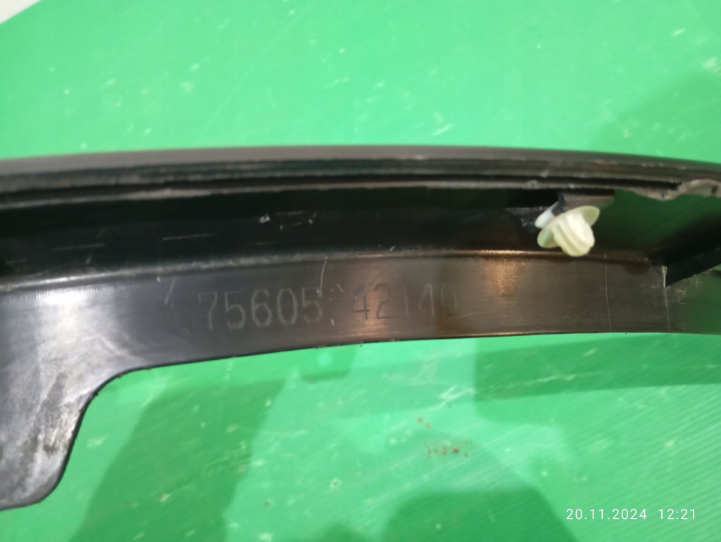 фото №11, Молдинг na крила правий задня toyota rav 4 iv lift 75605-42140