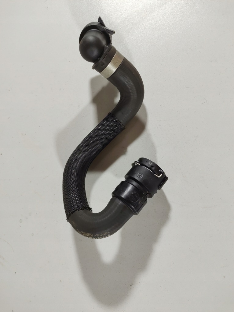 Купить Volvo v60 d2 13r- труба пабтрубок  шланг воды 31305162