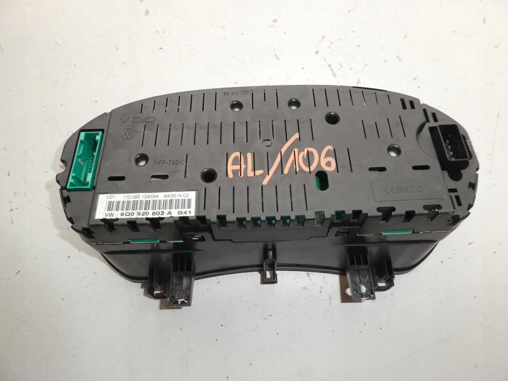 фото №5, Vw polo 9n счетчик приборы 6q0920802a
