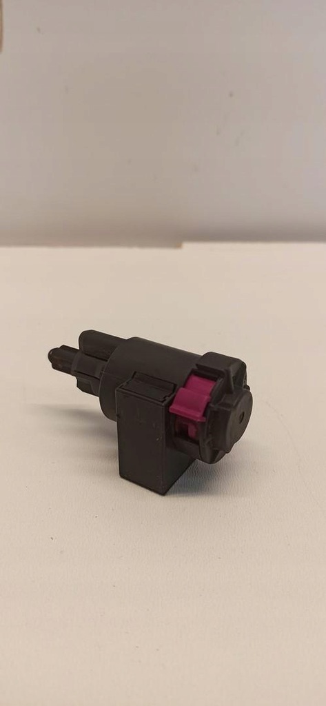 фото №5, Audi a7 датчик світло стоп-сигнал 4f0945459b