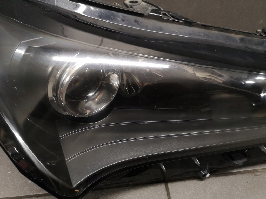 фото №7, Лампа правый перед lexus nx200t europa