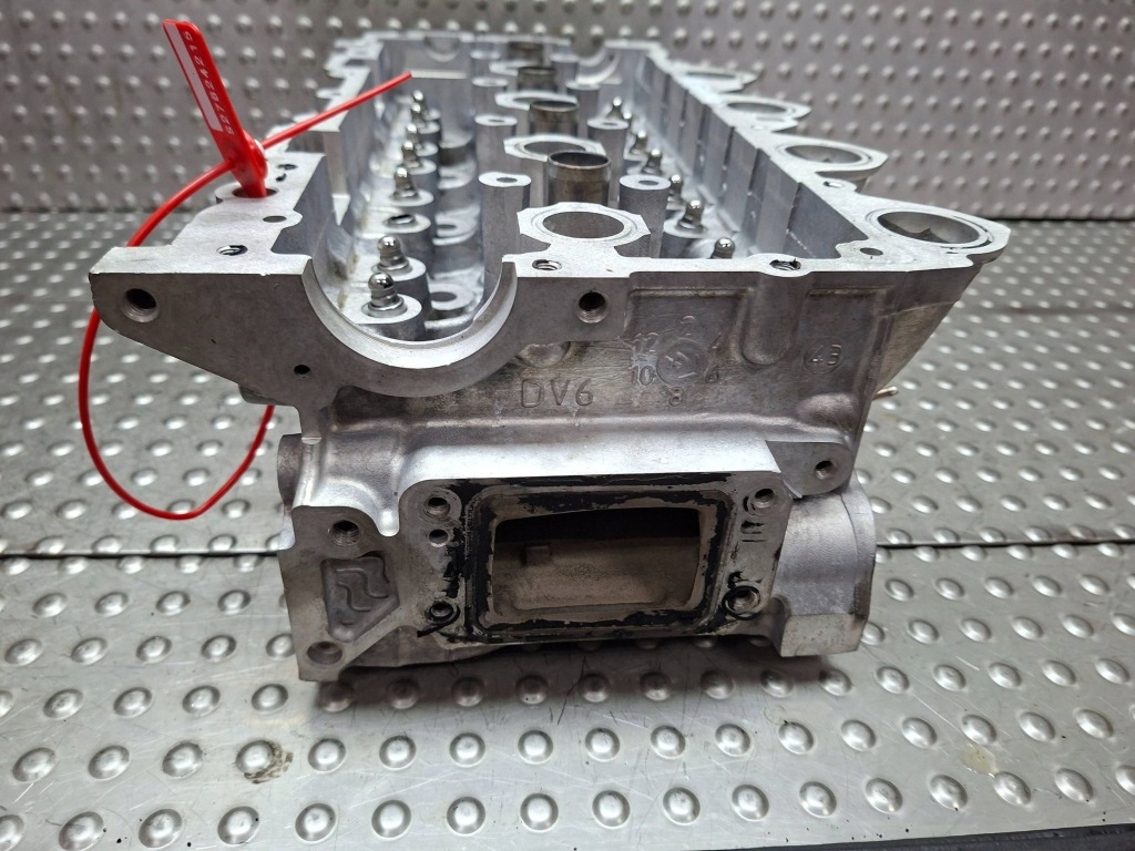 Головка двигуна 9655911480 peugeot 207 1.6 hdi 2006- Недорого