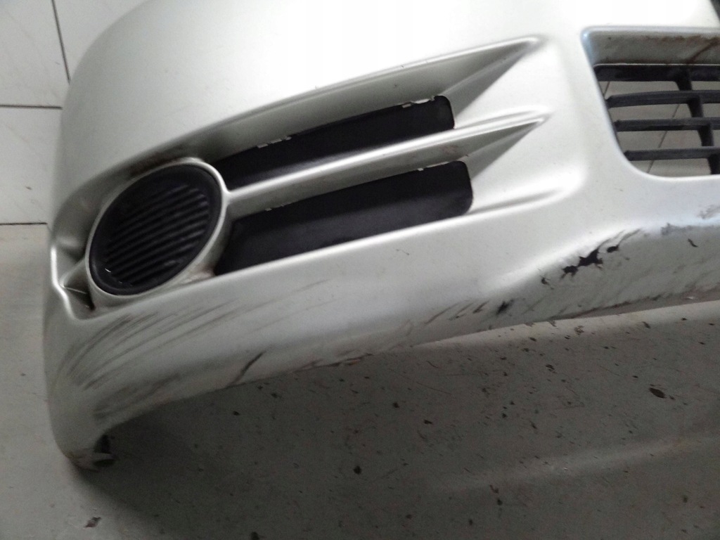 фото №6, Toyota avensis verso van 2003 бампер перед передній