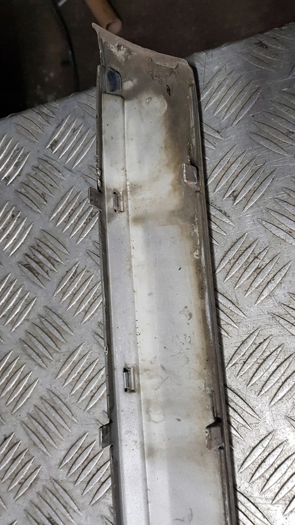 фото №11, Mercedes w220 молдинг бампера задня ліва права 744