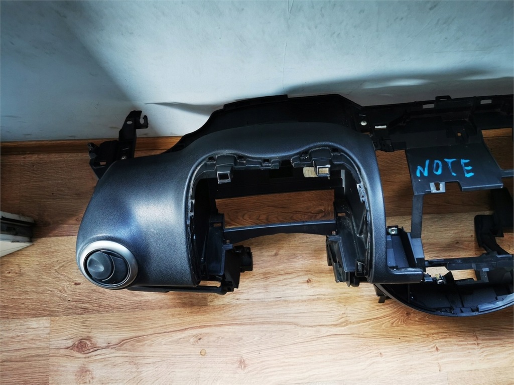 фото №8, Nissan note приборная панель консоль + подушка пассажира