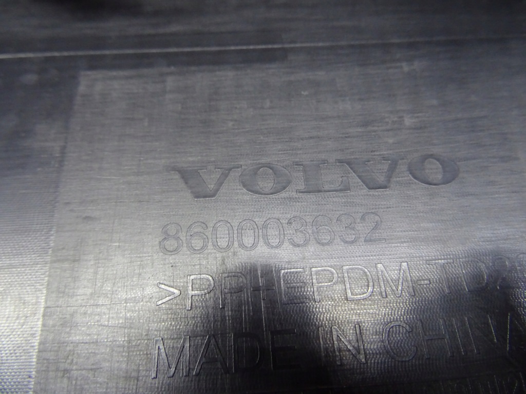 фото №14, Спойлер бампера передній volvo ex30 ex-30 2023- 31345658 llu