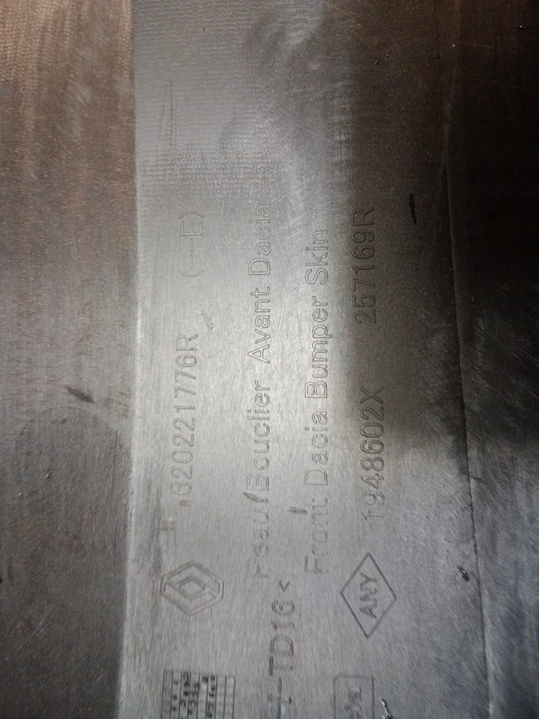 фото №9, Бампер перед передній dacia duster ii 2 620221776r