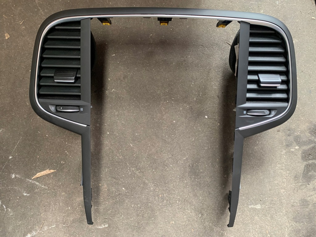 фото №1, Renault talisman рамка консолі центральної навігації 682601762r