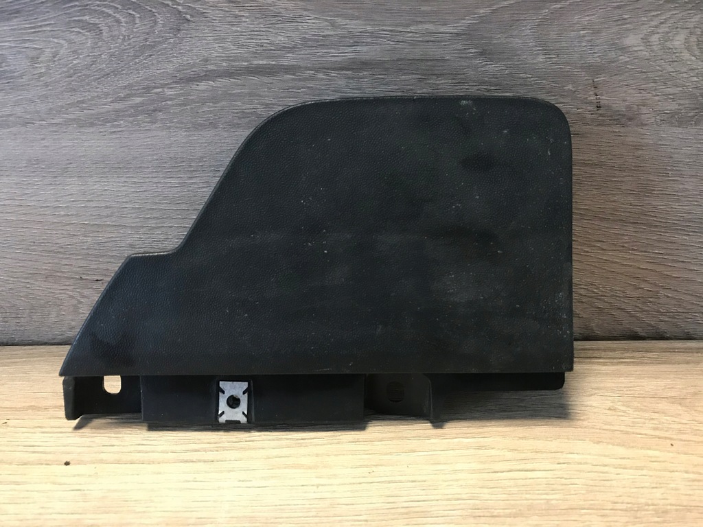 фото №1, Накладка поріг бризковик golf vii 5g0854856