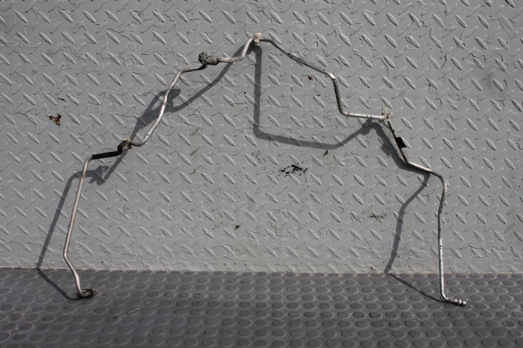 фото №4, Шланг трубка кондиционера 924403zu0a nissan pulsar 1.2 dig-t