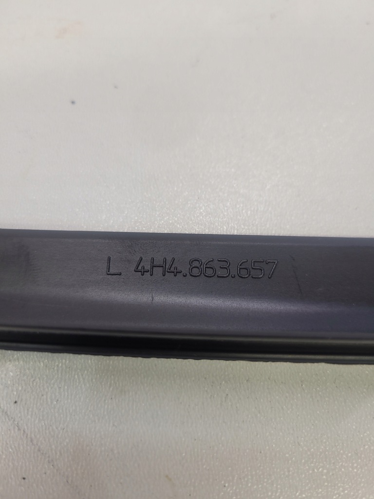 фото №6, Захист напрямна шторка audi a8 d4 4h4863657