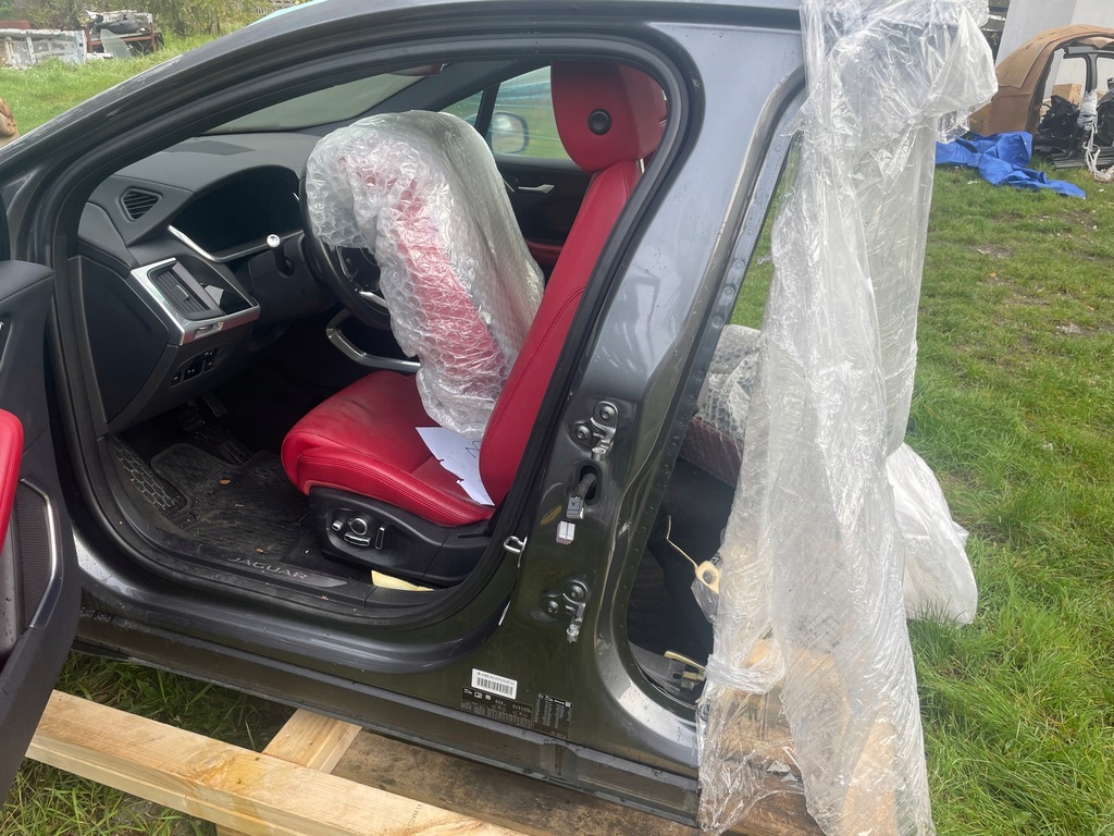 фото №1, Jaguar i-pace x590 поріг лівий блок двигуна середній