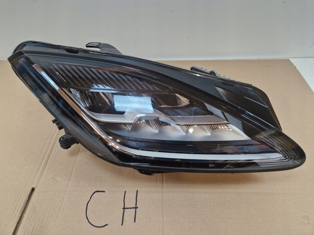 Купить Jaguar e pace x540 фара передняя правый  full led перед оригинал