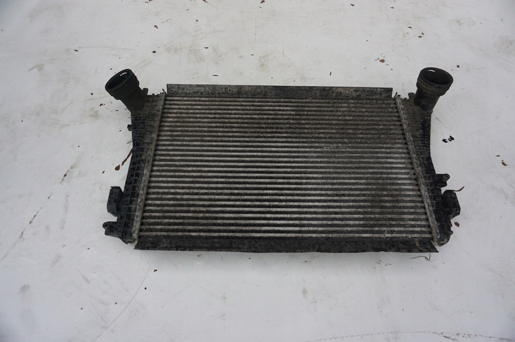 фото №1, Радиатор интеркулер 3c0145805p volkswagen