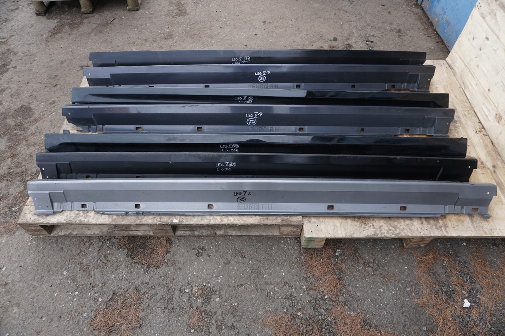 фото №1, Subaru legacy v 2010-2014rok молдинг порог правая левая d4s c6z f3t