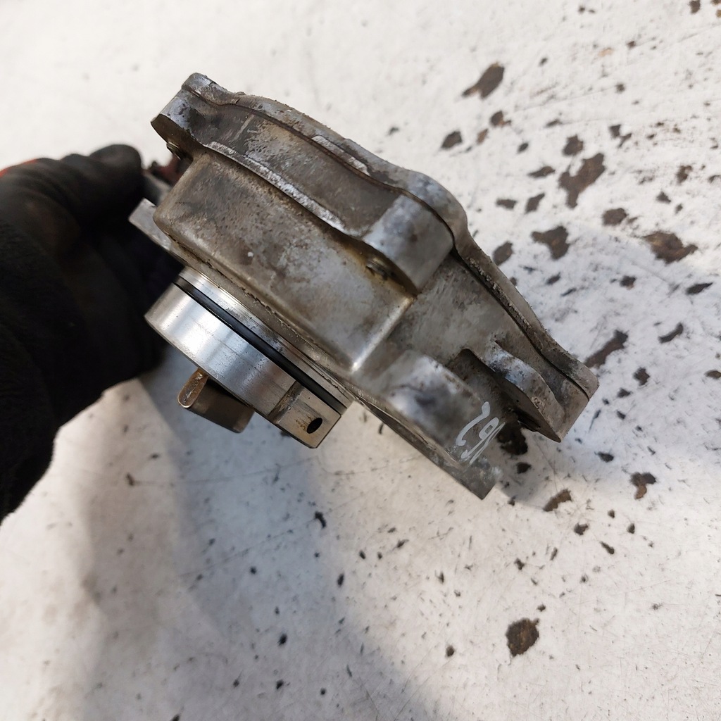 фото №9, Audi a4 b6 2,0fsi насос вакуум luk 06d145100d