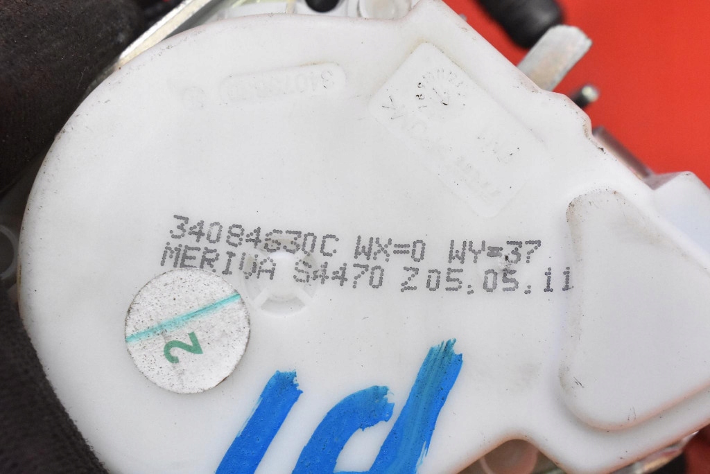 Ремень безопасности правый задний  13307289 opel meriva b 10-14 Недорого