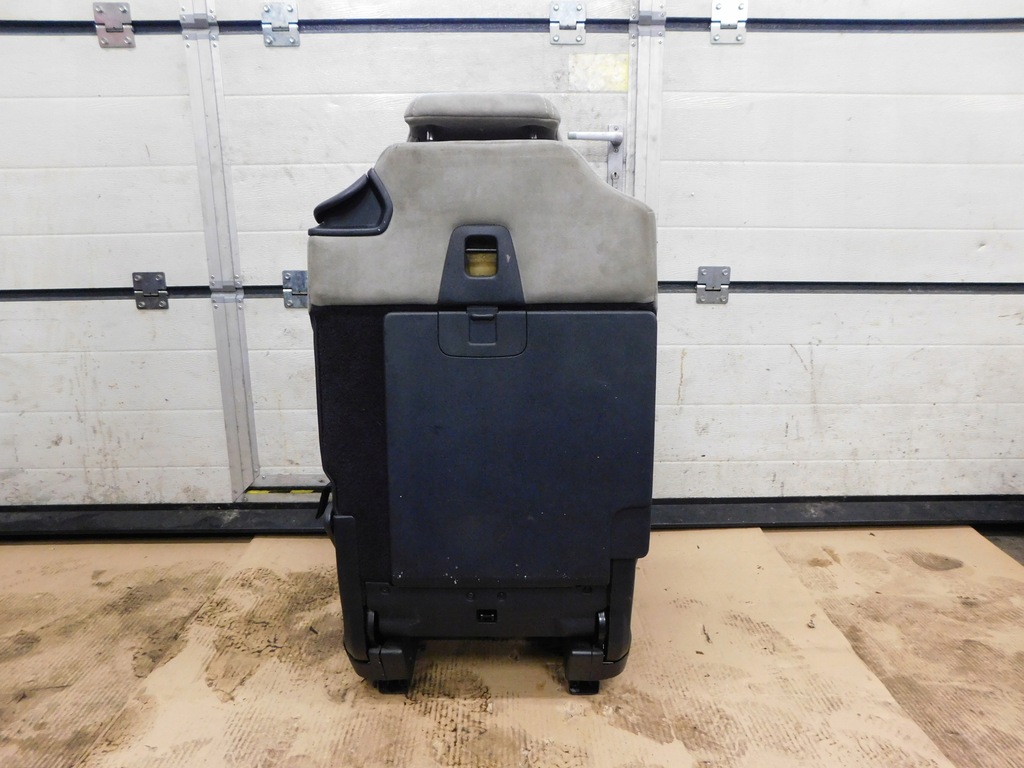 фото №5, Citroen c4 grand picasso 2.0 сиденье задняя левый