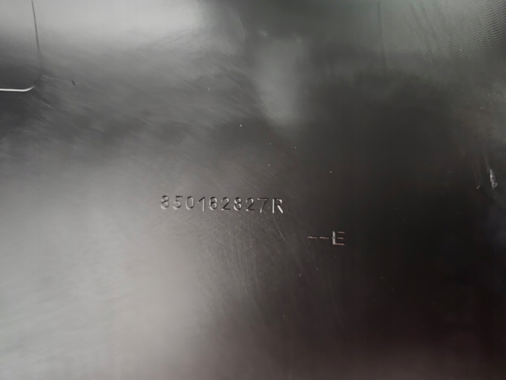 Купити Кутик бампера правий задня trafic iii vivaro b 14