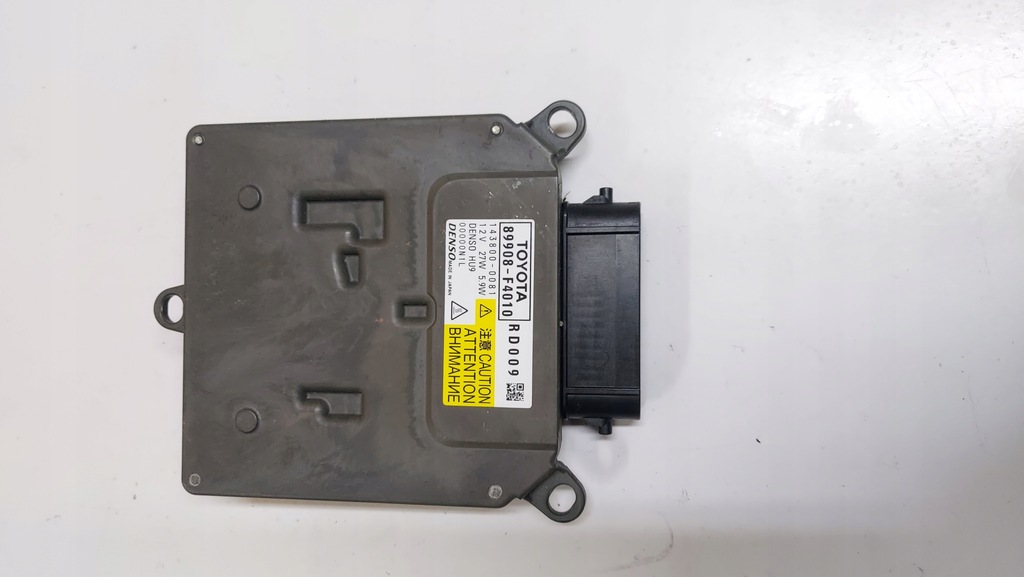 фото №1, Преобразователь модуль лампы led toyota chr c-hr ch-r 89908-f4010 89908f4010