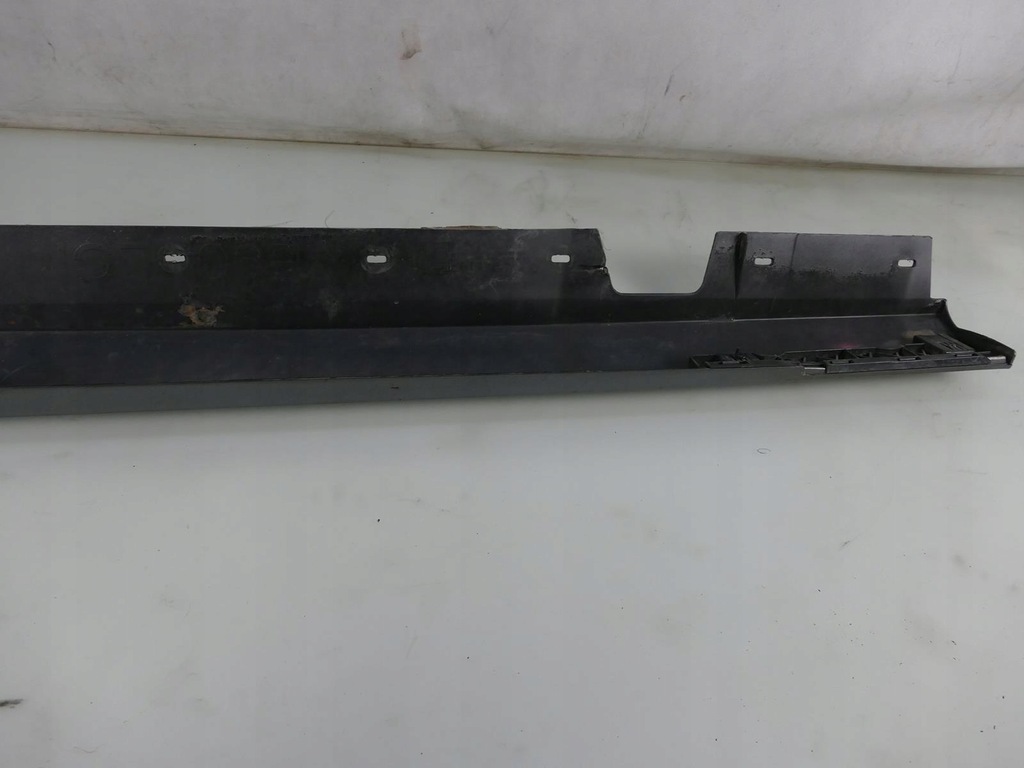 фото №11, Bmw 3 e90 lift sedan молдинг поріг права a52