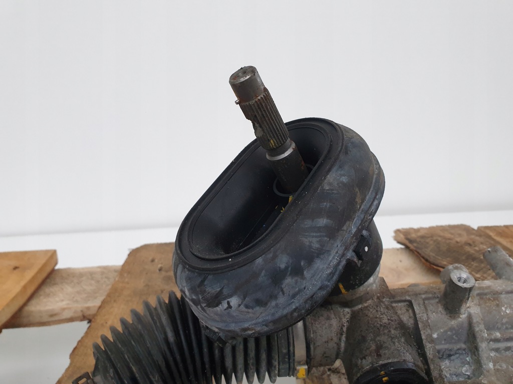 фото №6, Renault zoe трансмиссия рулевая рейка 490016510r