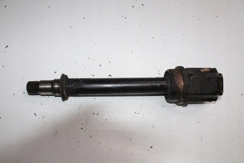 фото №1, Corolla verso ii 05 2.0 d4d привідний вал права внутрішня