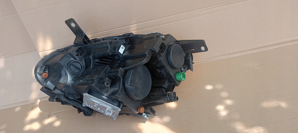 Фара перед передня правий alfa romeo giulietta 00505530710 led оригінал Зі Шроту