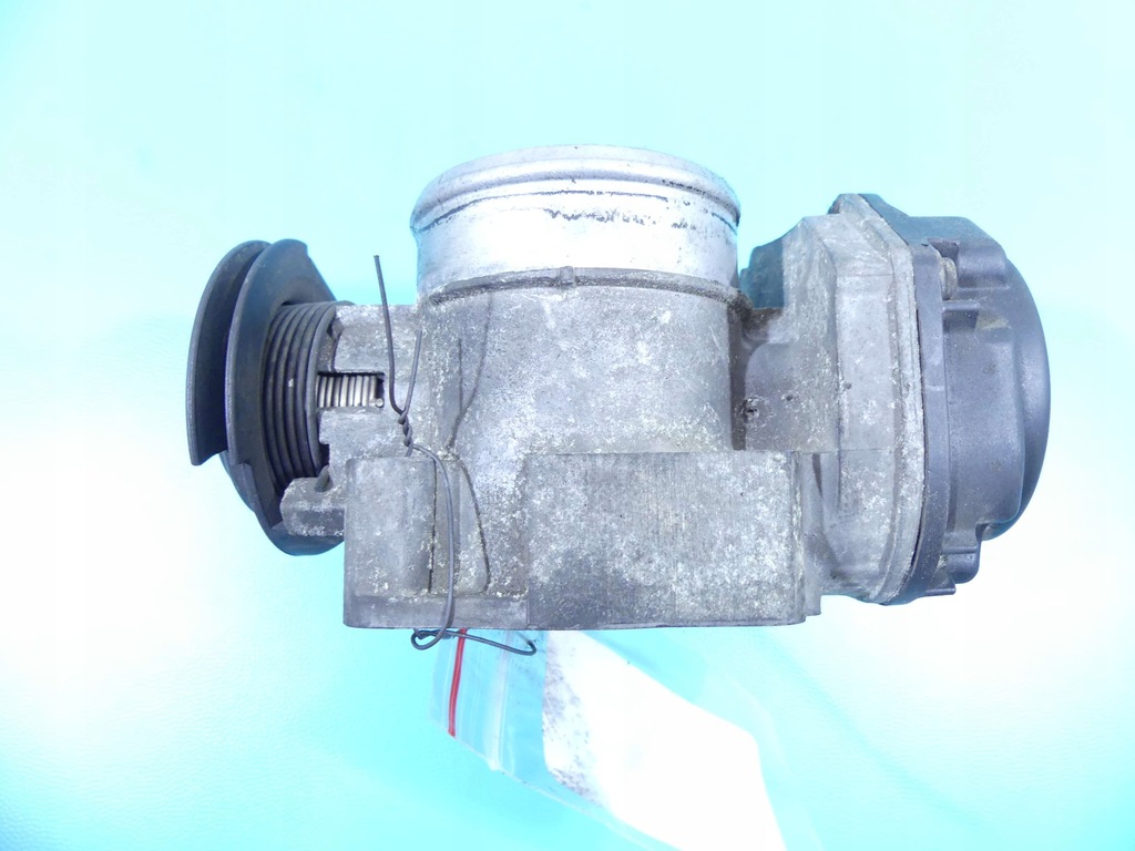 фото №8, Дроссельная заслонка vw passat b5 058133063m 1.8 t