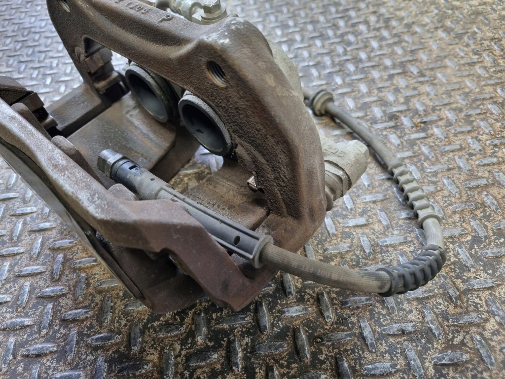 2022 mercedes-benz gls x167 супорт гальмівний передній a1674213202 Київ