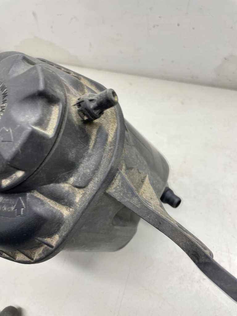 фото №5, Бачок рідина зчеплення bmw 5 f10 f11 7647284