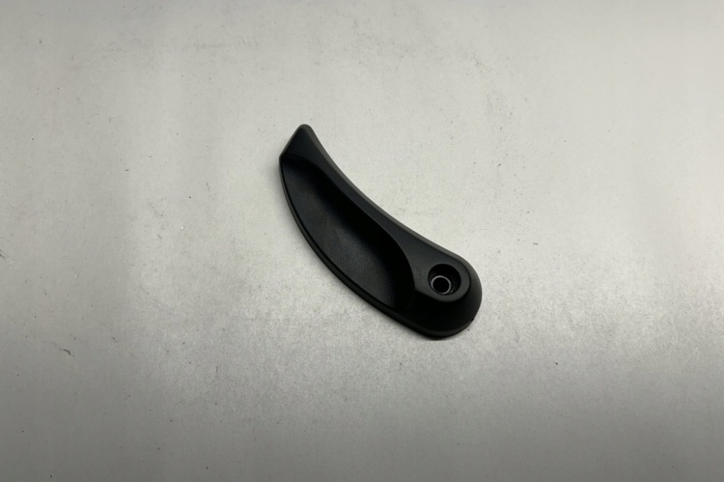 фото №8, Ручка відкривання капот bmw 7 f01, f02 9113984 4.4l бензиновий 330kw 2014