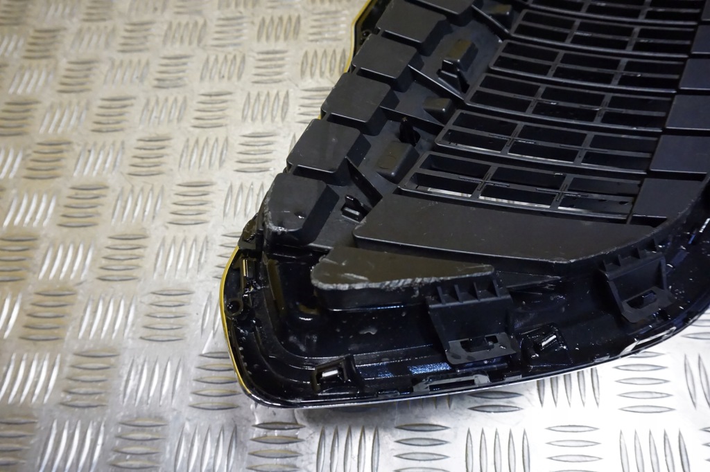 Buick lacrosse 2017 2018 2019 - решітка радіатора перед решітка радіатора емблема хром usa Оригінал