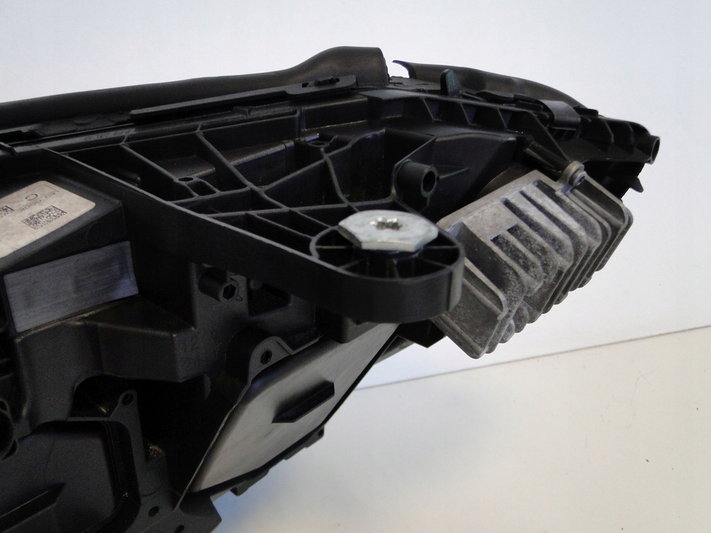 фото №12, Mercedes c klasa 205 w205 лампа правая led high per