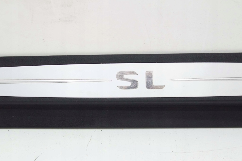 Накладка  на порог правый  mercedes sl r230 02 Доставка