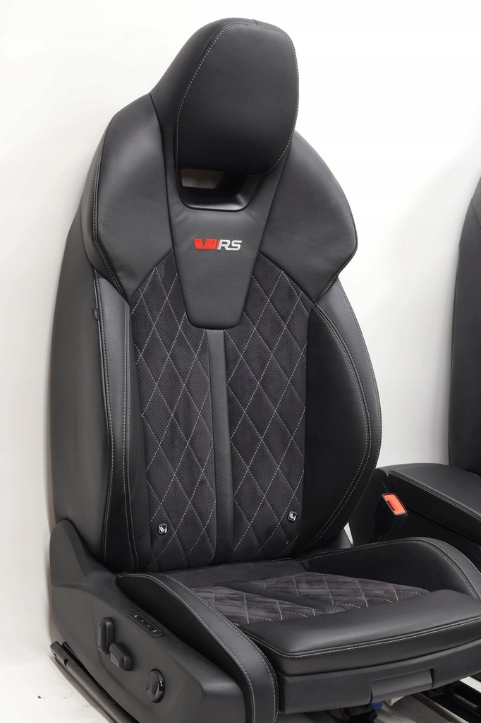 фото №6, Skoda octavia iv сиденья заднее сиденье комплект rs