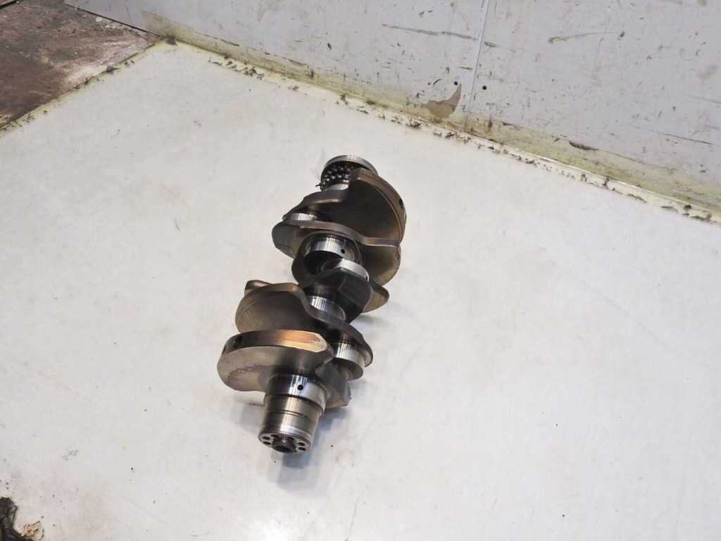 Wał колінчастий audi a6 c6 3.2 fsi 06e101h Київ