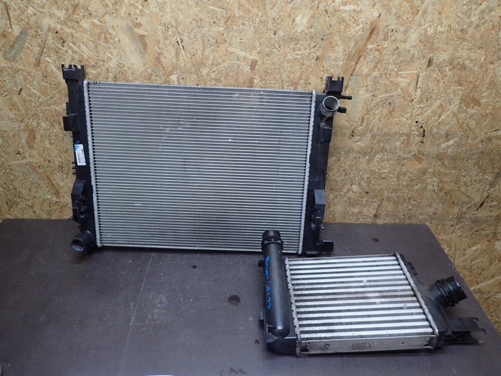 Купити Радіатор води інтеркулер clio 4 iv captur