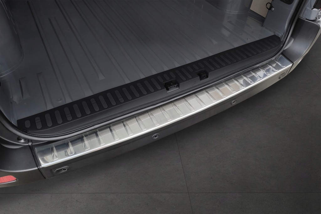 фото №3, Накладка молдинг na бампер renault master iii 2010-2014, fl.2014-