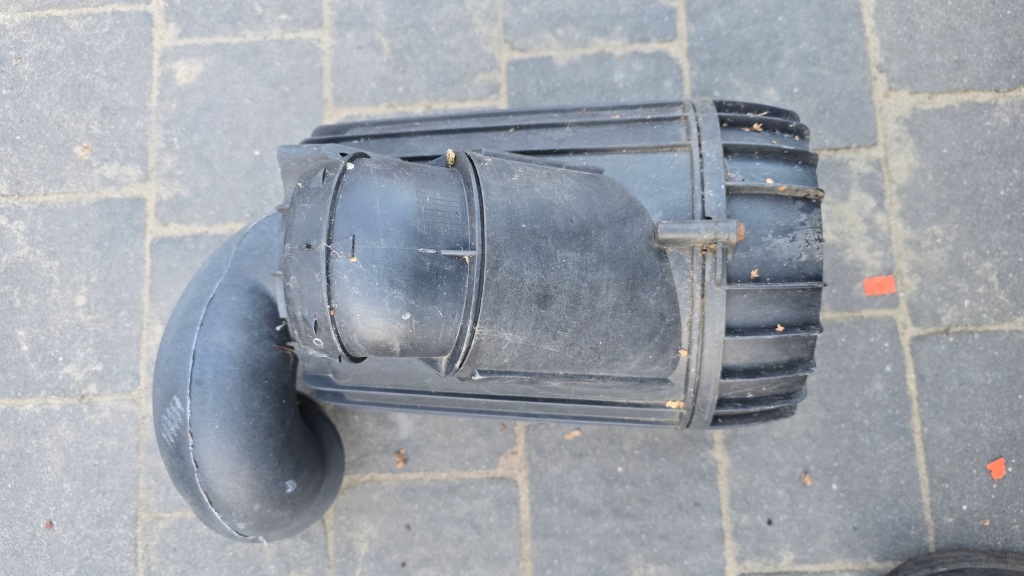 Корпус фільтра повітря lancia delta iii 1.9 twinturbo Недорого