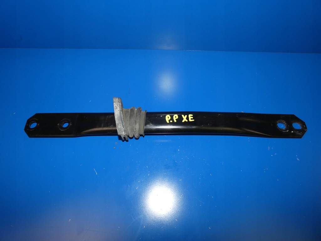 фото №1, Jaguar xe x760 кронштейн розпірка правий перед