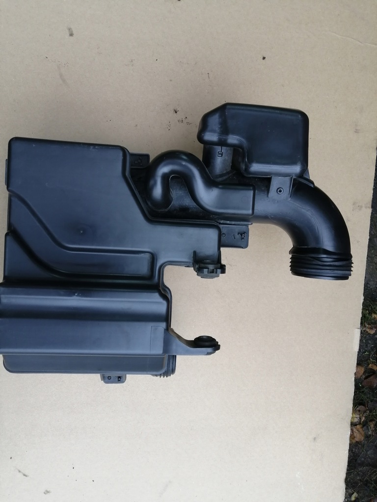 фото №9, Резонатор powietyrza 28210-3x010 hyundai i30 ii 12-17r 1.4b