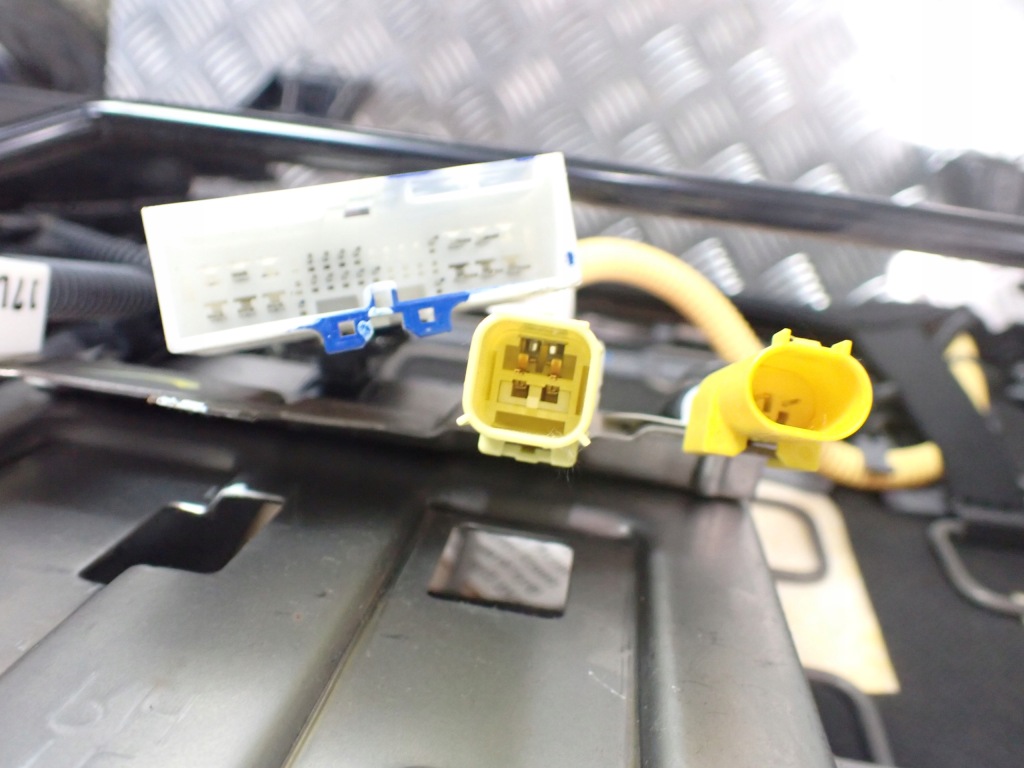 фото №8, Сиденье правый перед kia sportage iv 2018r 1.6 wd 88590-d9010 отсутствует защёлки